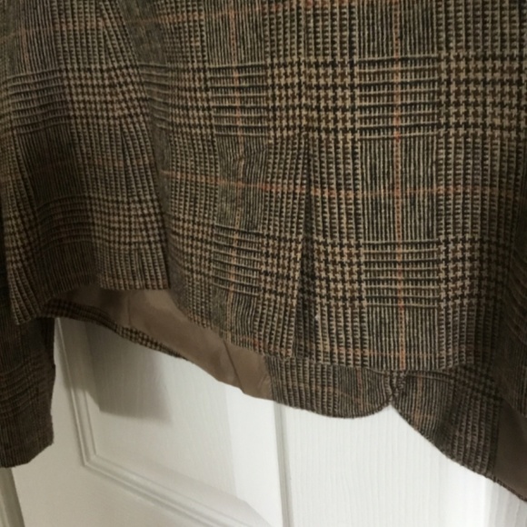 New Plaid Blazer - Picture 5 of 6